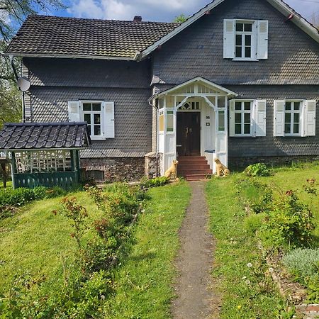 Villa Stilvolles Grosses Ferienhaus Mit Garten Mittelhof Exterior foto